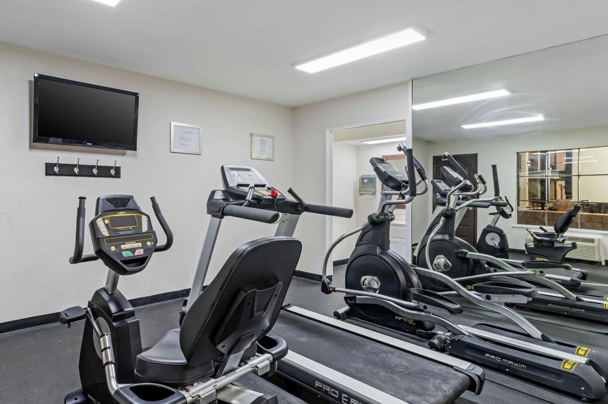 Best Western Of Alexandria Inn & Suites & Conference Center Екстериор снимка