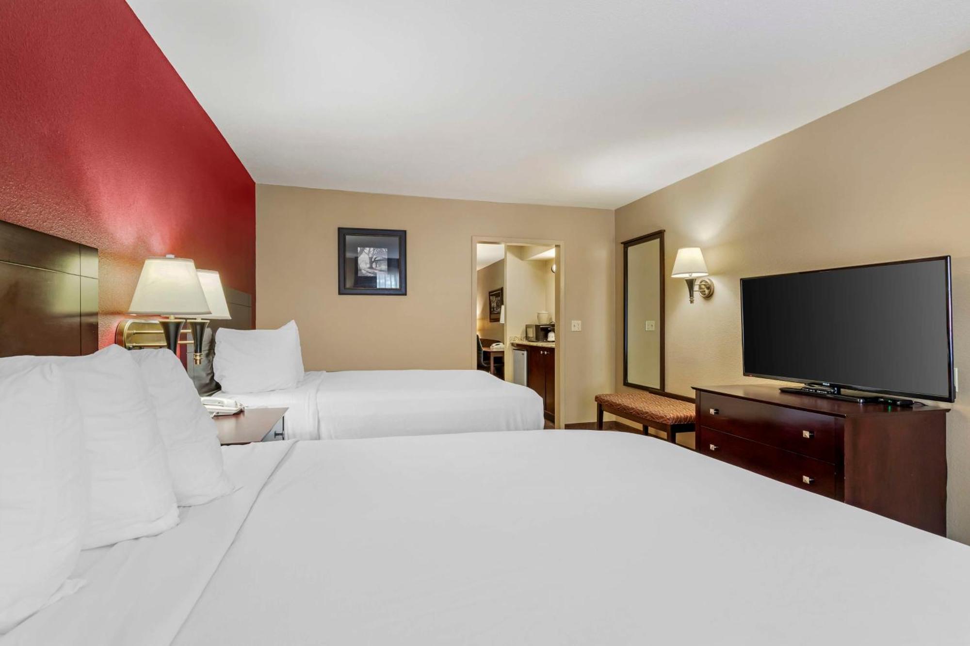 Best Western Of Alexandria Inn & Suites & Conference Center Екстериор снимка