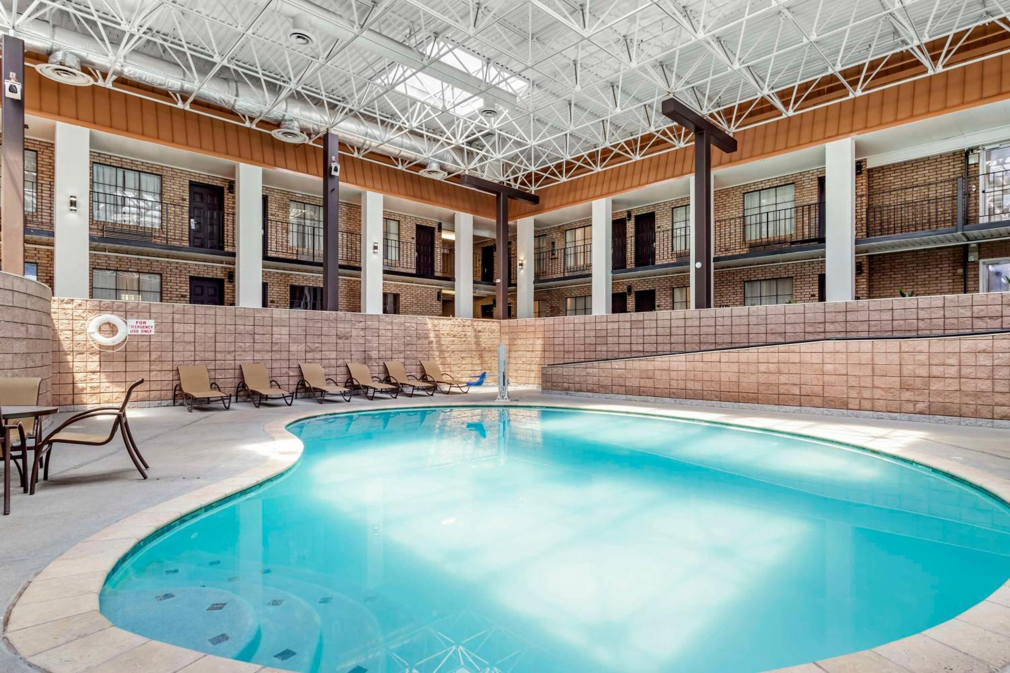 Best Western Of Alexandria Inn & Suites & Conference Center Екстериор снимка